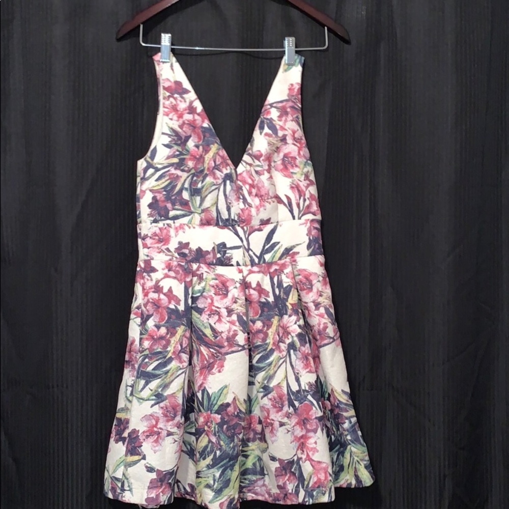 Luxxel boutique dress